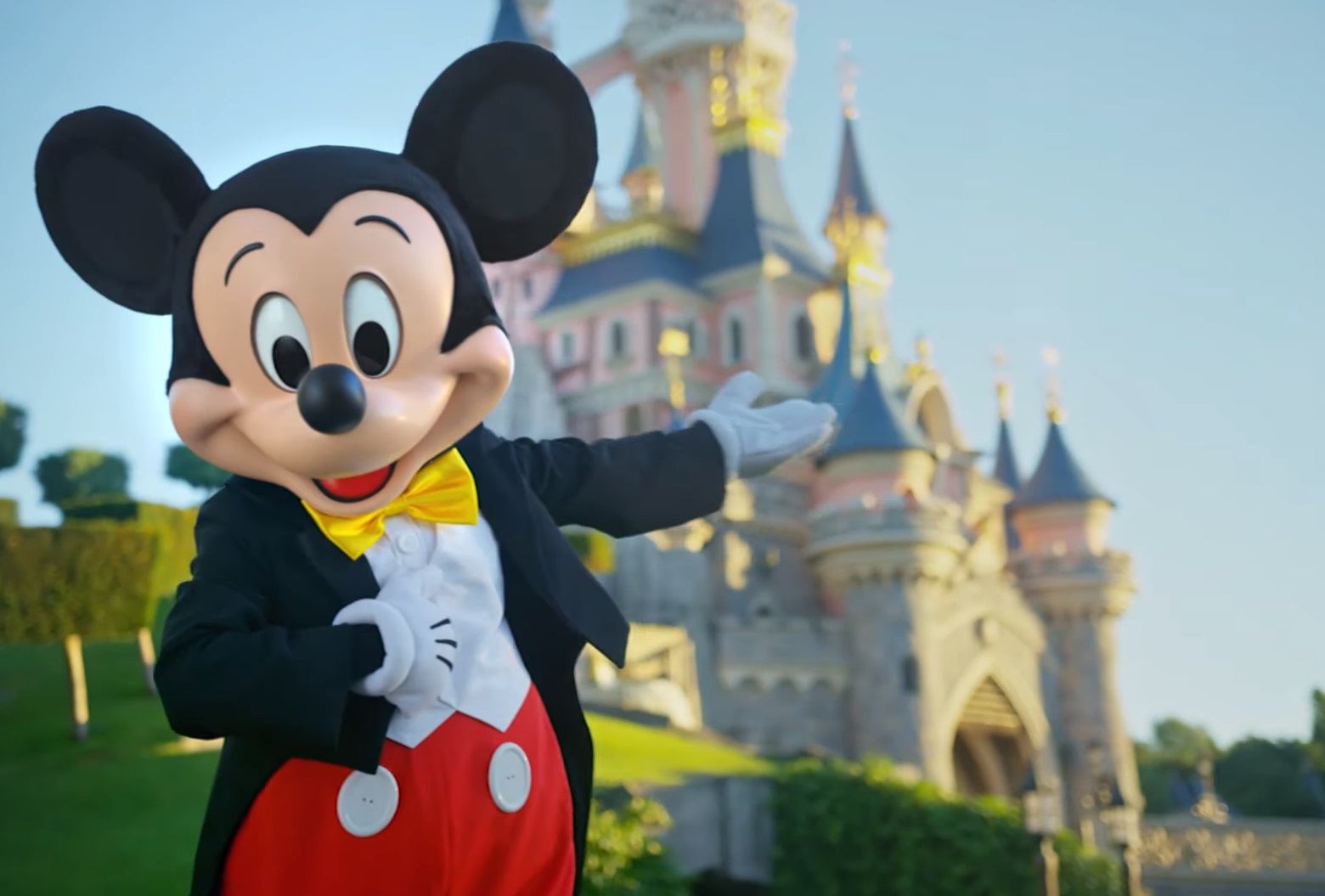 I Bet You Can’t Get 13/18 on This General Knowledge Quiz (feat. Disney) Disneyland Mickey Mouse