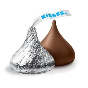 Choose Between Sweet and Salty Snacks and We’ll Guess Your Current Relationship Status Hershey\'s Kisses