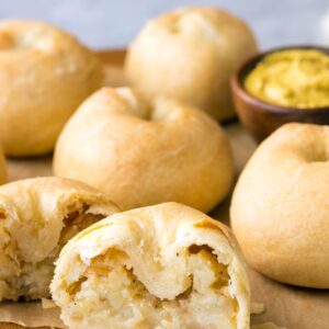 NYC Trip Planning Quiz 🗽: Can We Guess Your Age? Knish (potato or meat-filled pastry)