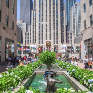 NYC Trip Planning Quiz 🗽: Can We Guess Your Age? Rockefeller Center
