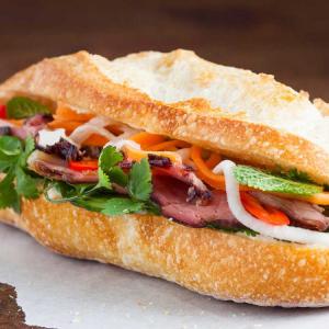 NYC Trip Planning Quiz 🗽: Can We Guess Your Age? Banh mi